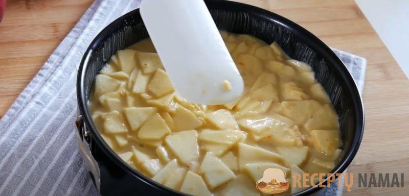 Всего 4 яблока и 10 минут. Рецепт восхитительного яблочного торта: просто и вкусно