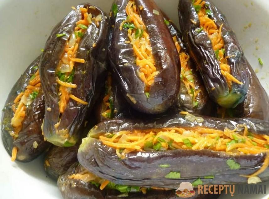 Зимний вариант фаршированных баклажанов в маринаде с овощной начинкой