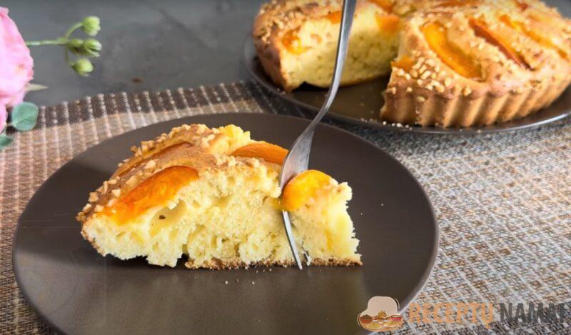 Абрикосовый пирог – идеальный летний десерт. Простой рецепт с сочной начинкой и нежным тестом
