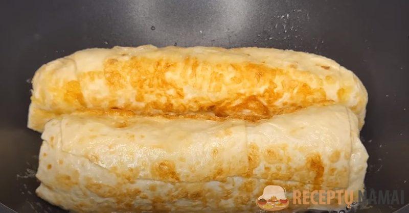 Беру обычную грудку и лаваш. Получается вкуснятина: вкусный обед или ужин