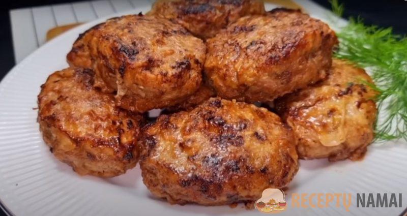 Такого рецепта я не знала. Вкусные и сочные котлетки на обед или ужин