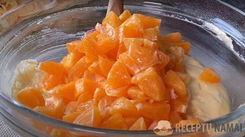 Самый вкусный пирог с мандаринами. Новогодний рецепт за 15 минут: всего 4 ингредиента