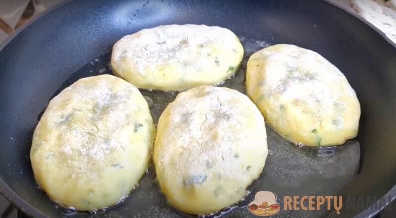 Вкусный и быстрый завтрак. Картофельный пирожки по бабушкиному рецепту