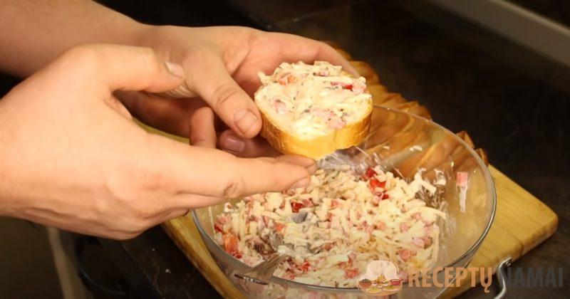 Пиццы-бутерброды за 15 мин. Сочная начинка на хрустящем батоне