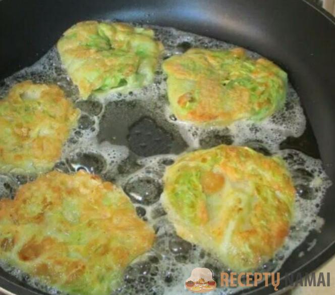 Белокочанная капуста в кляре: простой рецепт. Вкусно и необычно