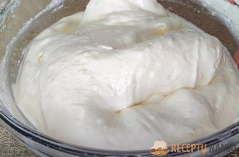 Бисквитный пирог с начинкой. Готовлю 3 раза в неделю: быстрый рецепт из хороших продуктов