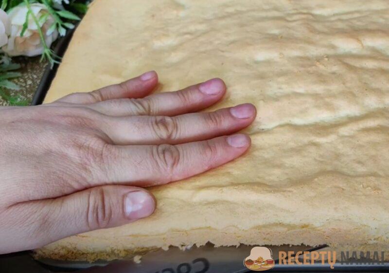 Бисквитный пирог с начинкой. Готовлю 3 раза в неделю: быстрый рецепт из хороших продуктов