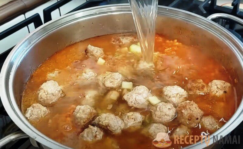 И сама радовалась и муж хвалил. Вкусный суп с фрикадельками: быстрый рецепт