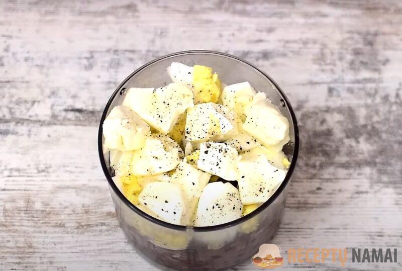 И без мяса бывает вкусно и сытно. Нежный паштет из фасоли за 3 минуты: простой рецепт