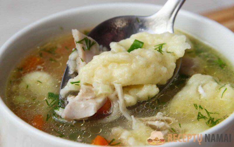 Готовлю 3 литра куриного супа с клецками за 30 минут. Рецепт теста подсказала бабушка