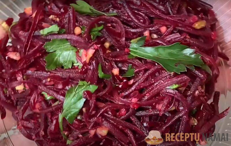 Сметают первым со стола. Вкусный салат из простых продуктов: новый рецепт за 5 мин