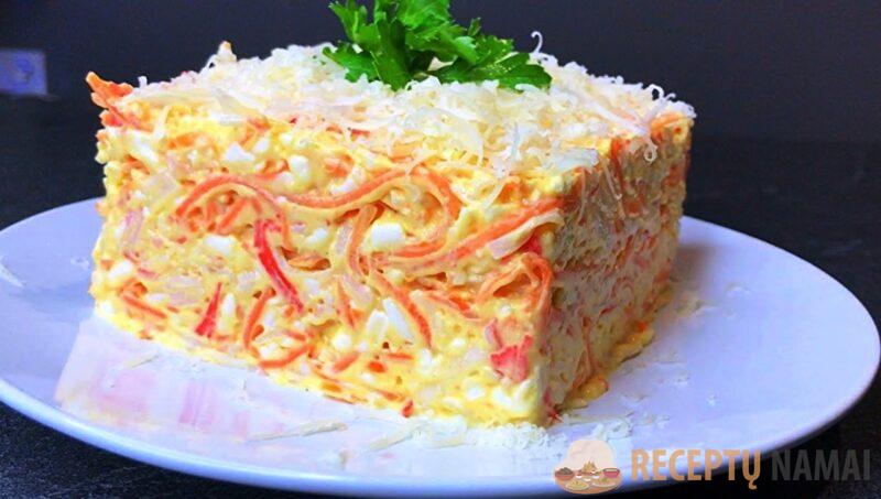 Салат "Простой" из самых доступных продуктов. Рецепт за 5 минут и нет горы посуды: со стола улетает первым