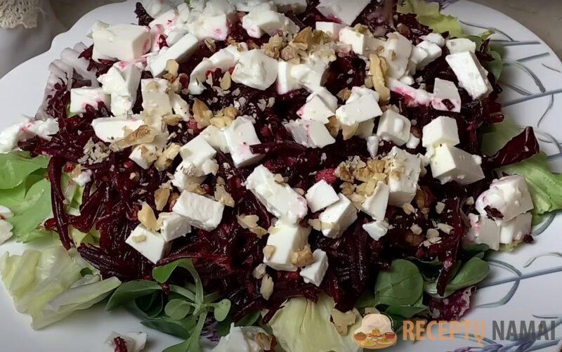 Всего 3 основных ингредиента. Быстрый и вкусный рецепт салата из свеклы: готовим за 5 минут