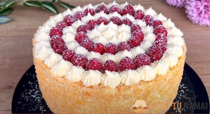 Никаких взбитых сливок, сливочного сыра и сгущёнки. Простой рецепт нежного торта