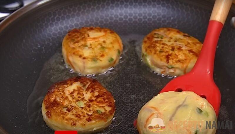 Картошка с луком вкуснее мяса. Удивите свою семью интересным блюдом