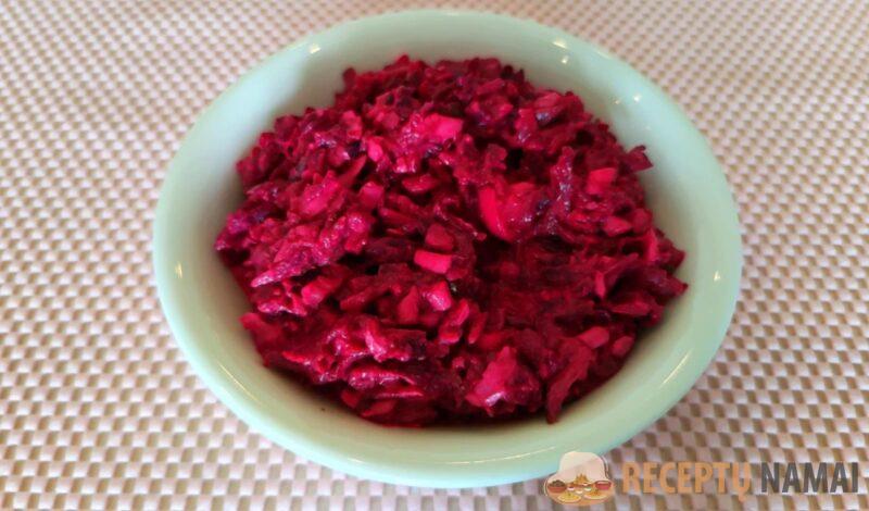 Салат из свеклы, который я готовлю 7 раз в неделю. Многие о нем позабыли, а зря