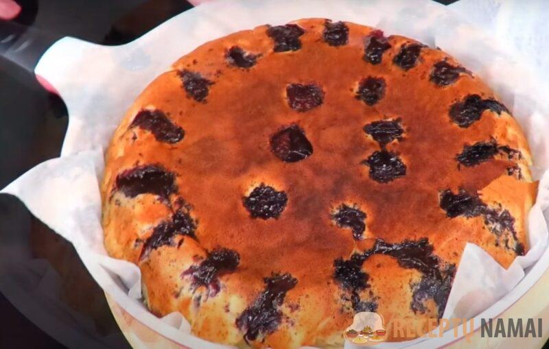 Быстрый пирог на кефире без духовки. Пышное и воздушное тесто: рецепт для занятых хозяек