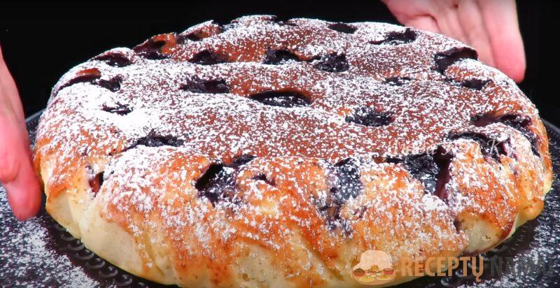 Быстрый пирог на кефире без духовки. Пышное и воздушное тесто: рецепт для занятых хозяек