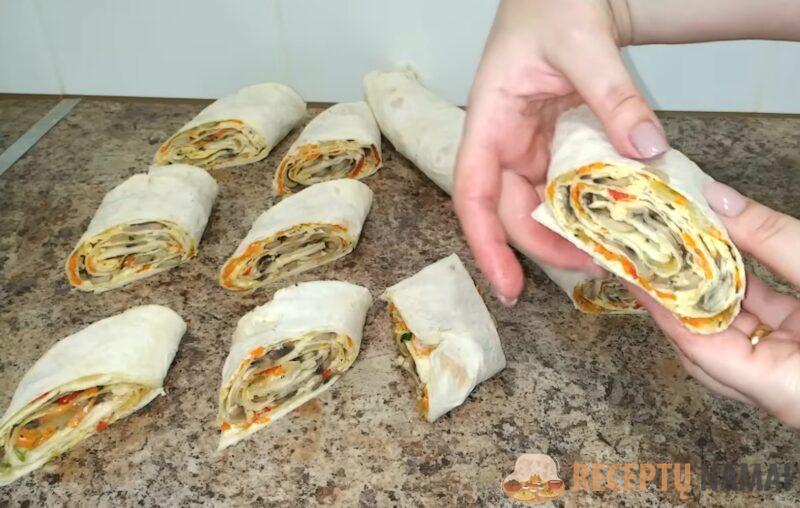 Исчезает мгновенно! Быстрая закуска из лаваша на праздничный стол