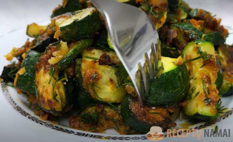 Жареные кабачки "По новому". Просто пальчики оближешь: готовы всего за 15 минут