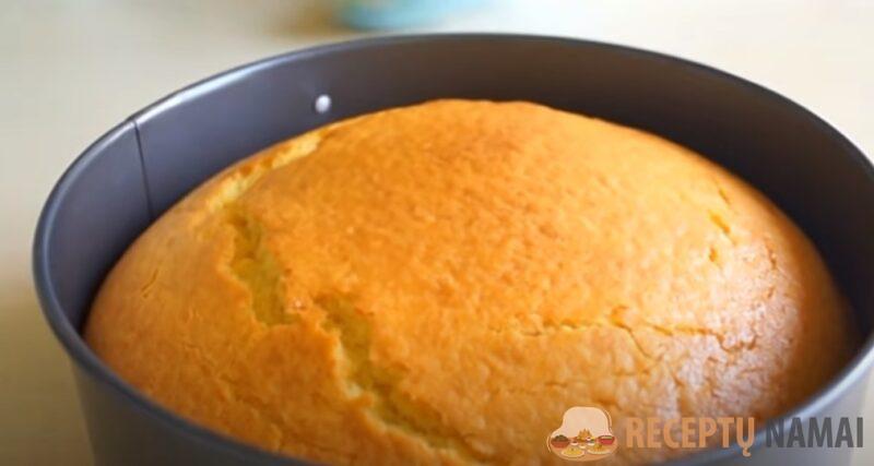 Мягкий и пышный: тесто за 5 минут. Рецепт самого вкусного молочного пирога