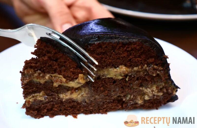 Не "Прага", но тот самый вкус: волшебный рецепт праздничного торта, который спасает, когда гости уже на пороге