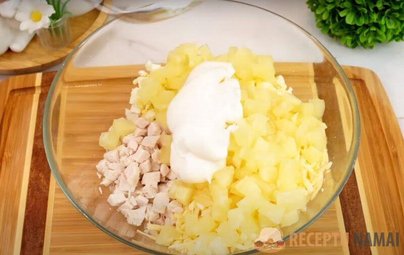 Даже на диете от него не откажусь. Салат "Гавайский" - можно использовать, как намазку на хлеб