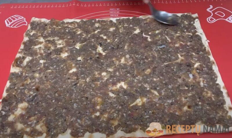 Беру лаваш и 300 грамм мяса. Рецепт, который побил все рекорды по простоте приготовления