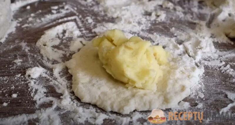 Так готовила моя бабушка. Забытый рецепт 60-х годов: картофельные пироги на кефире