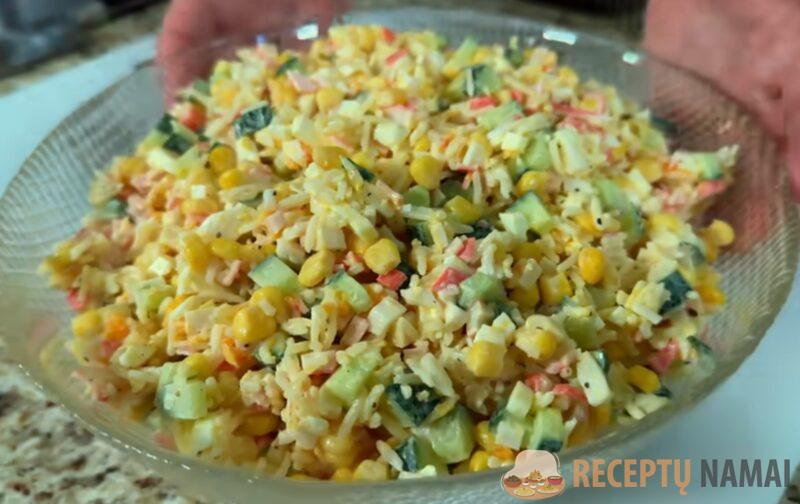 Хит на все времена! Классический крабовый салат на Новый год 2026 - советы и секреты