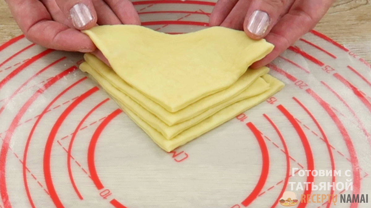 Привет, друзья. Сегодня поделюсь рецептом очень вкусных и красивых булочек.
Булочки получаются мягкие, нежные, готовятся просто и выглядит очень красиво! ❣️Можно посмотреть Видео рецепт!-11