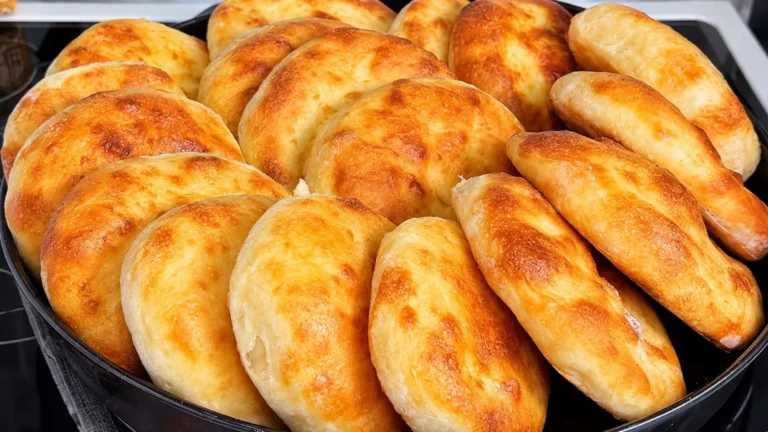 Naminiai mini paplotėliai iš 1 kg miltų – idealūs burgeriams ir sumuštiniams
